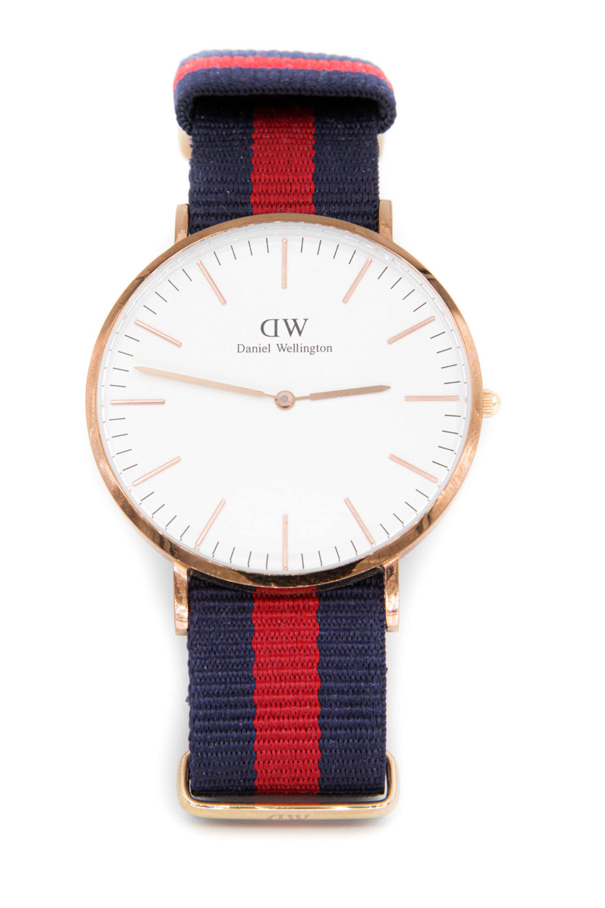 Daniel Wellington. Photo montre vue de face.